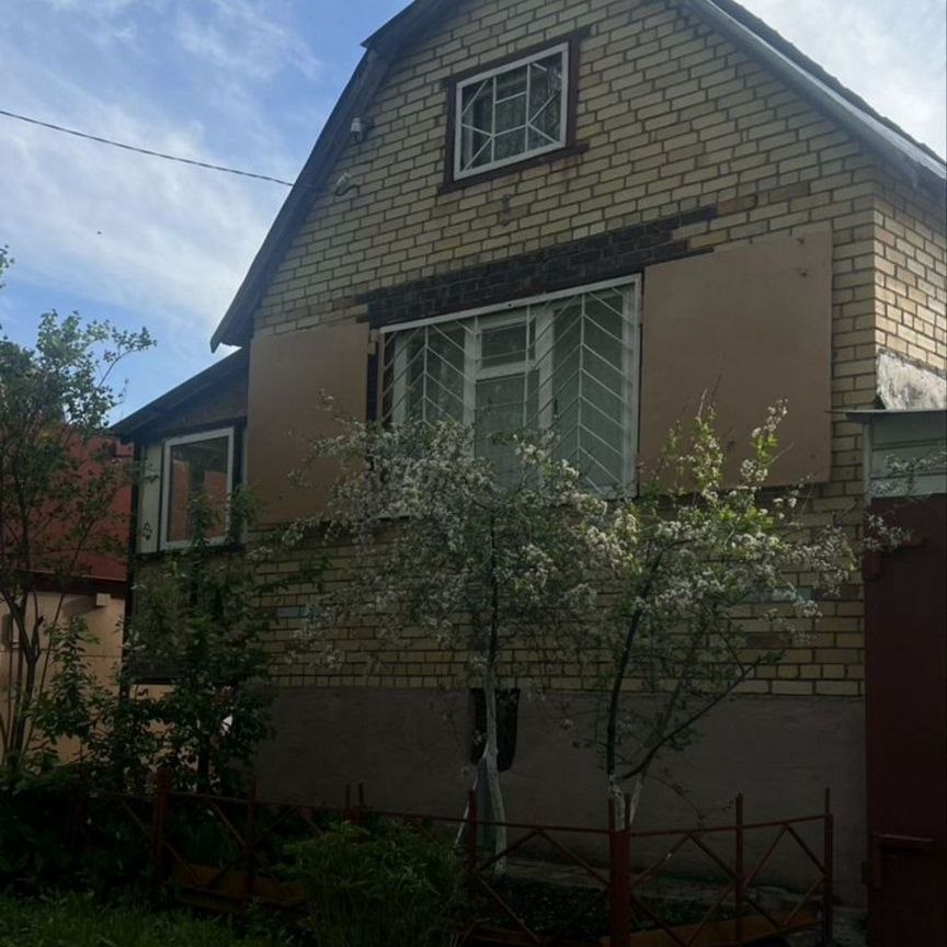 Коттедж, 35 м², 10 соток