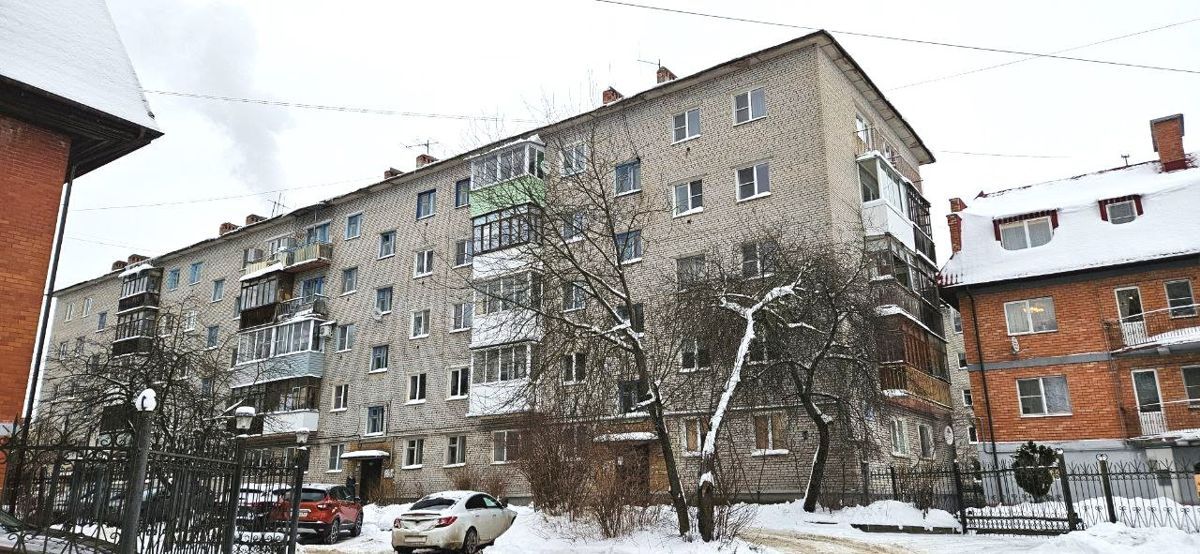 2-комн., 47 м², 1/5 этаж