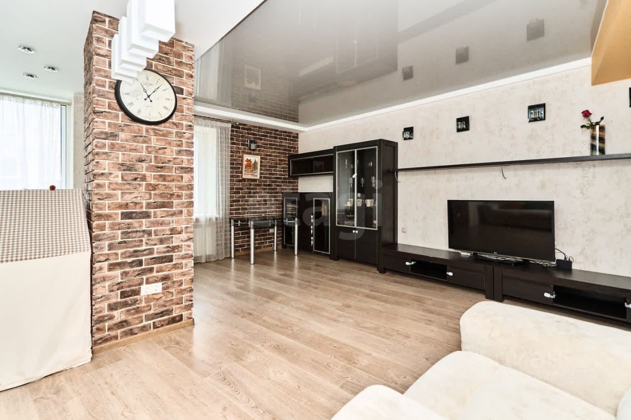 4-комн., 110 м², 2/6 этаж