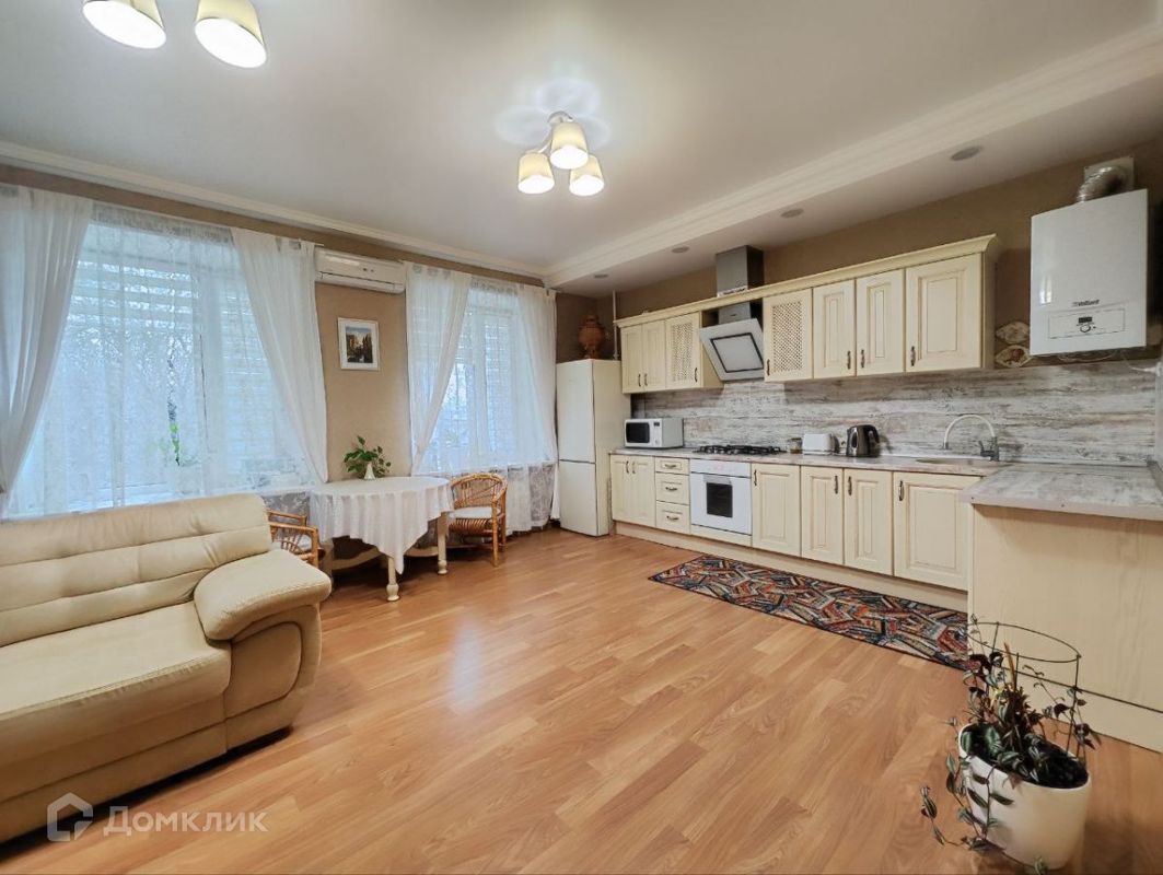 3-комн., 132.8 м², 2/5 этаж