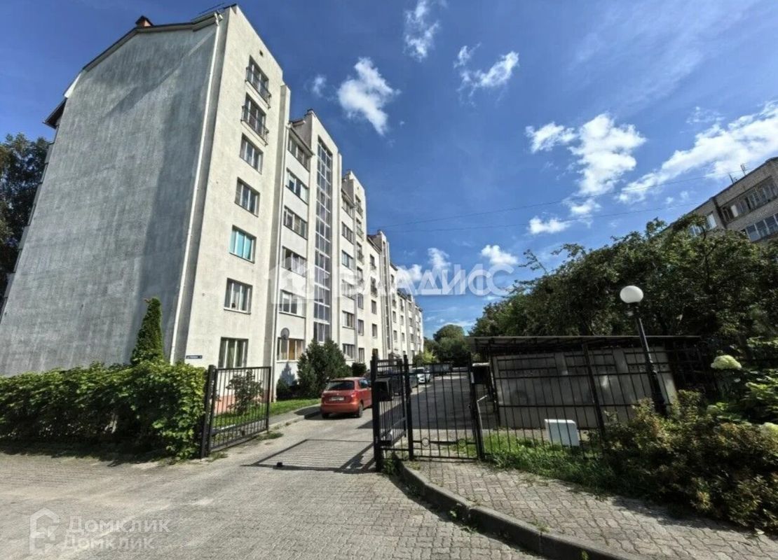 2-комн., 77.5 м², 1/4 этаж