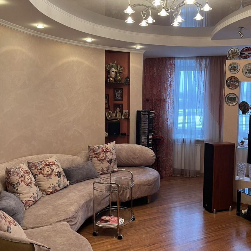 3-комн., 90 м², 6/10 этаж