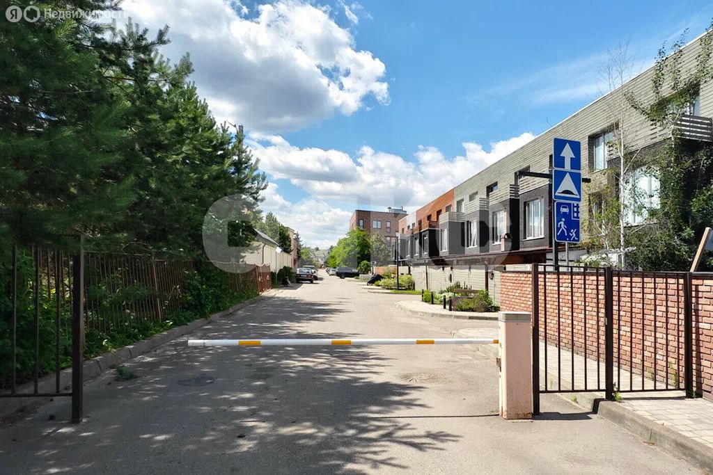 3-комн., Квартира в новостройке, 224.7 м², 2/3 этаж