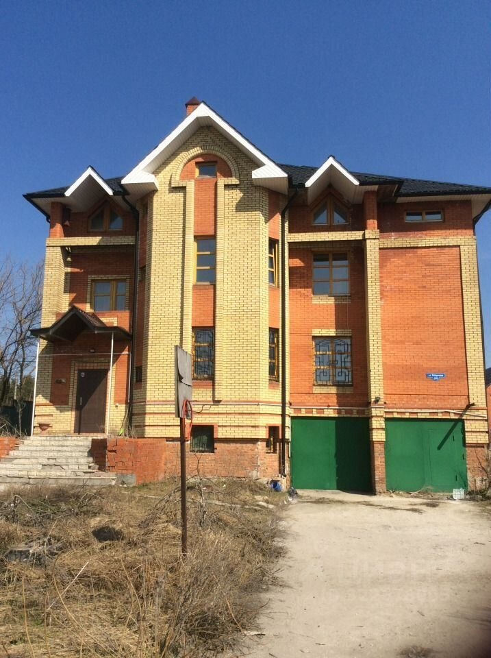 Дом, 620 м², 40 соток