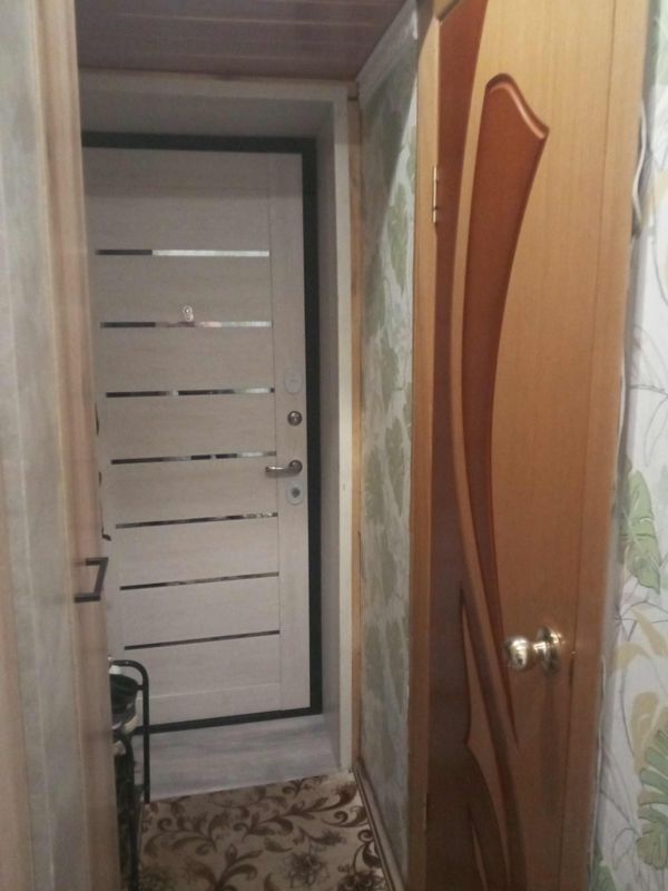 2-комн. квартира, 42 м2, 3/3 этаж