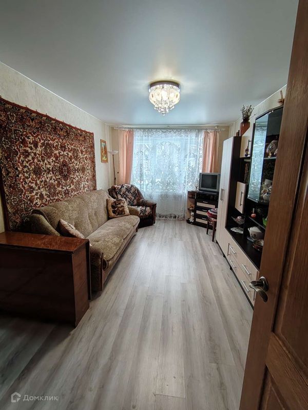 2-комн., 43 м², 1/5 этаж