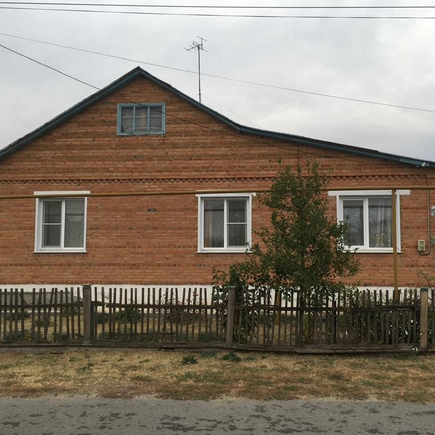  дом, 100 м², 15 соток