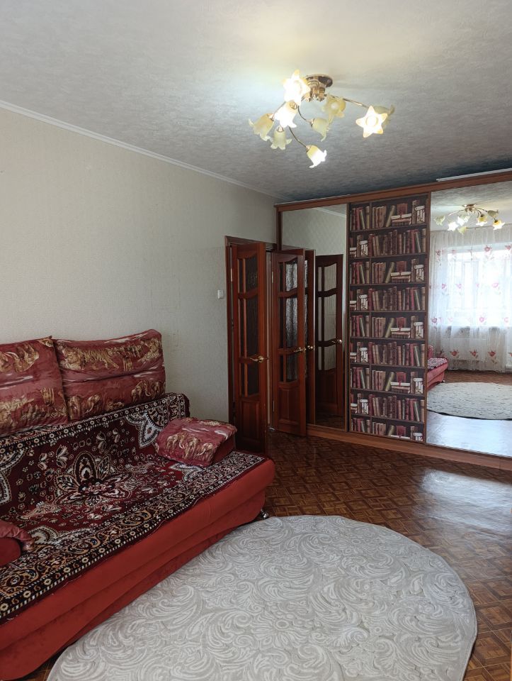1-комн., 42 м², 4/5 этаж
