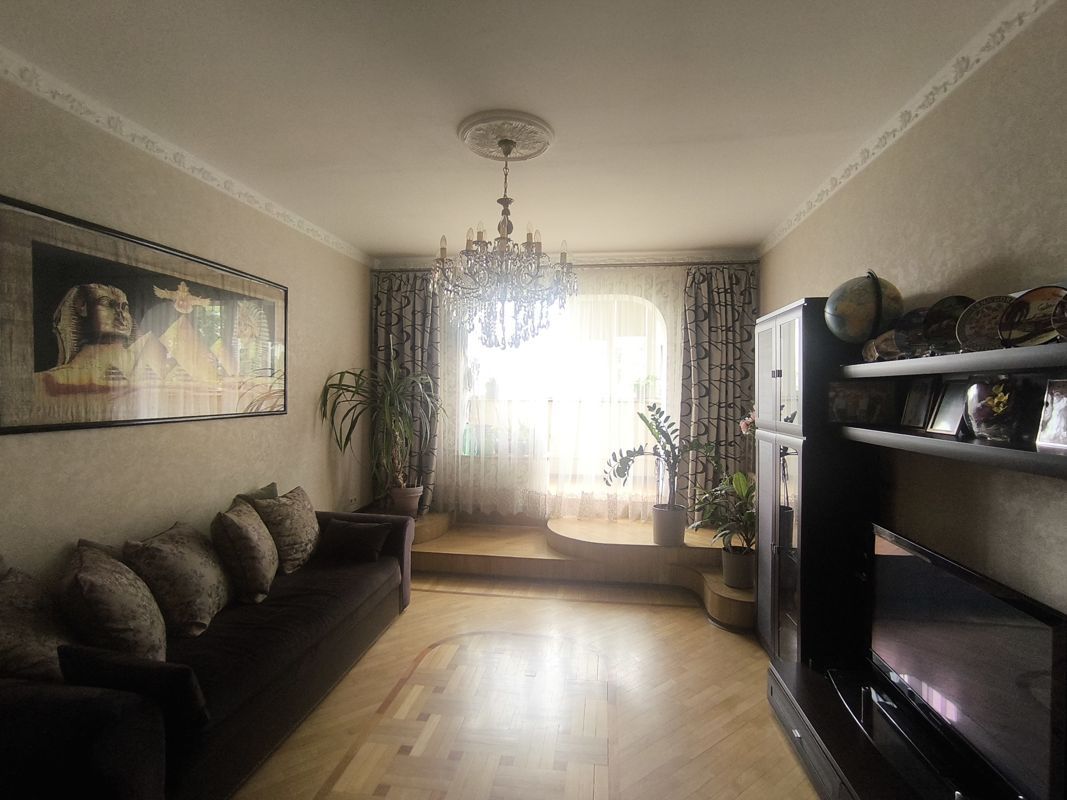4-комн., 116 м², 4/4 этаж