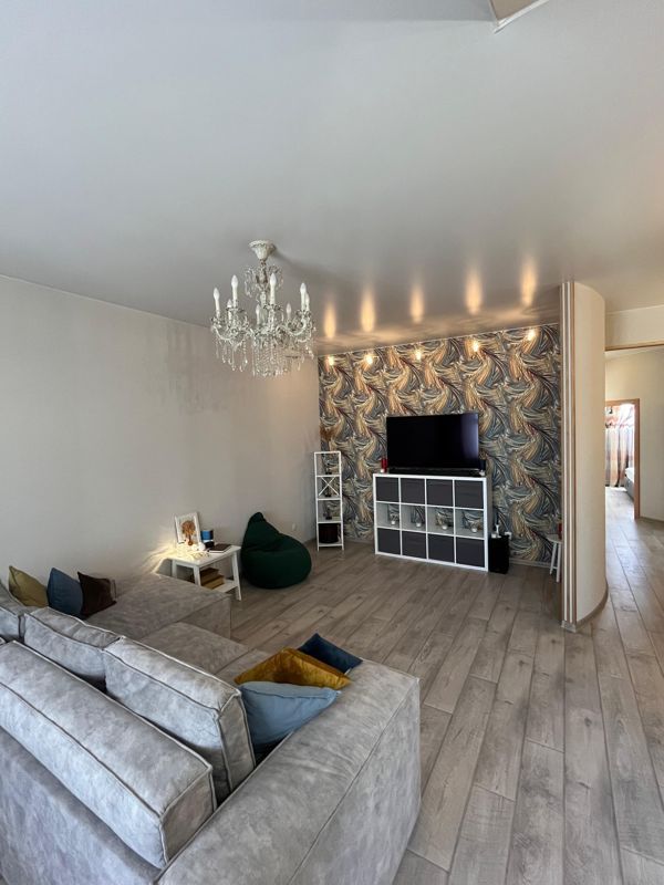 4-комн., 86.8 м², 6/6 этаж