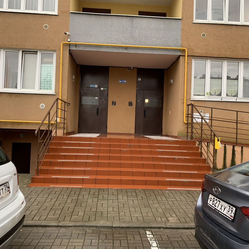 2-комн., 63.5 м², 12/15 этаж
