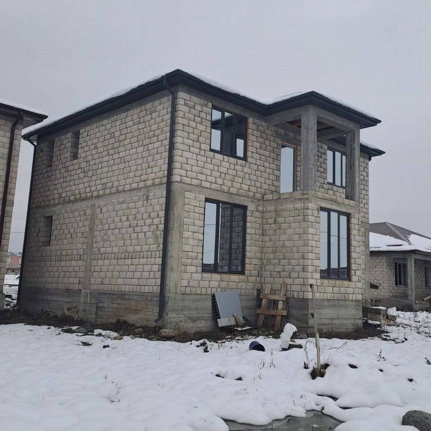 Дом, 220 м², 6 соток