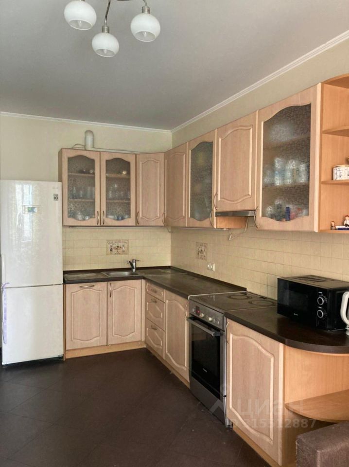 3-комн., 87 м², 7/25 этаж