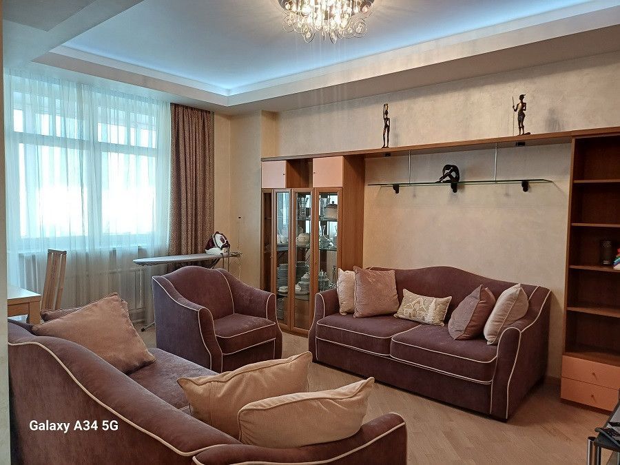 3-комн., 100.7 м², 13/25 этаж