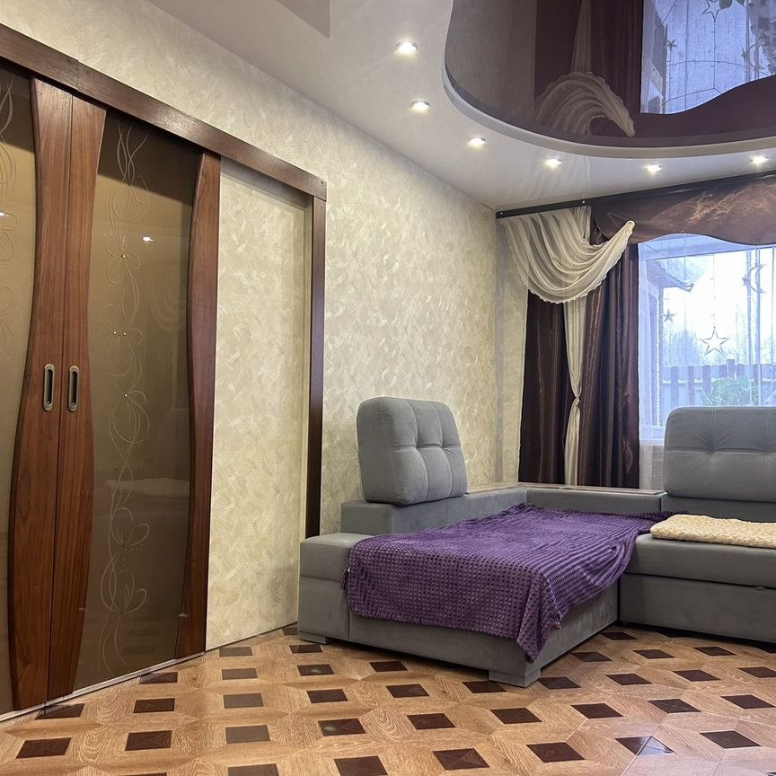 Дом, 240 м², 14 соток