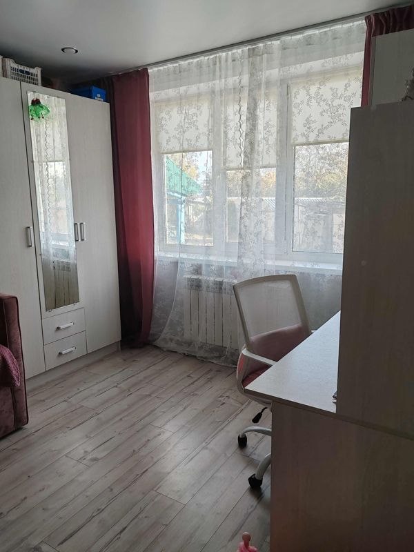 3-комн., 58 м², 1/3 этаж