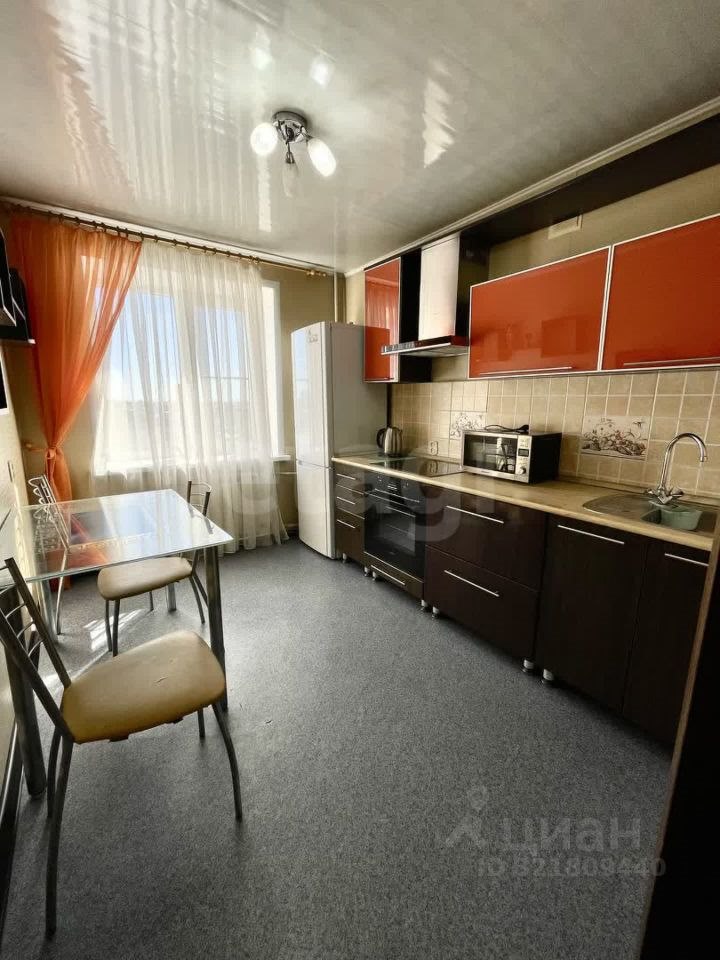 2-комн., 49 м², 8/9 этаж