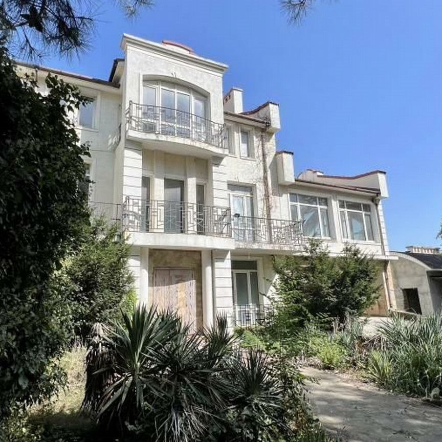 Таунхаус, 686 м², 22 сотки