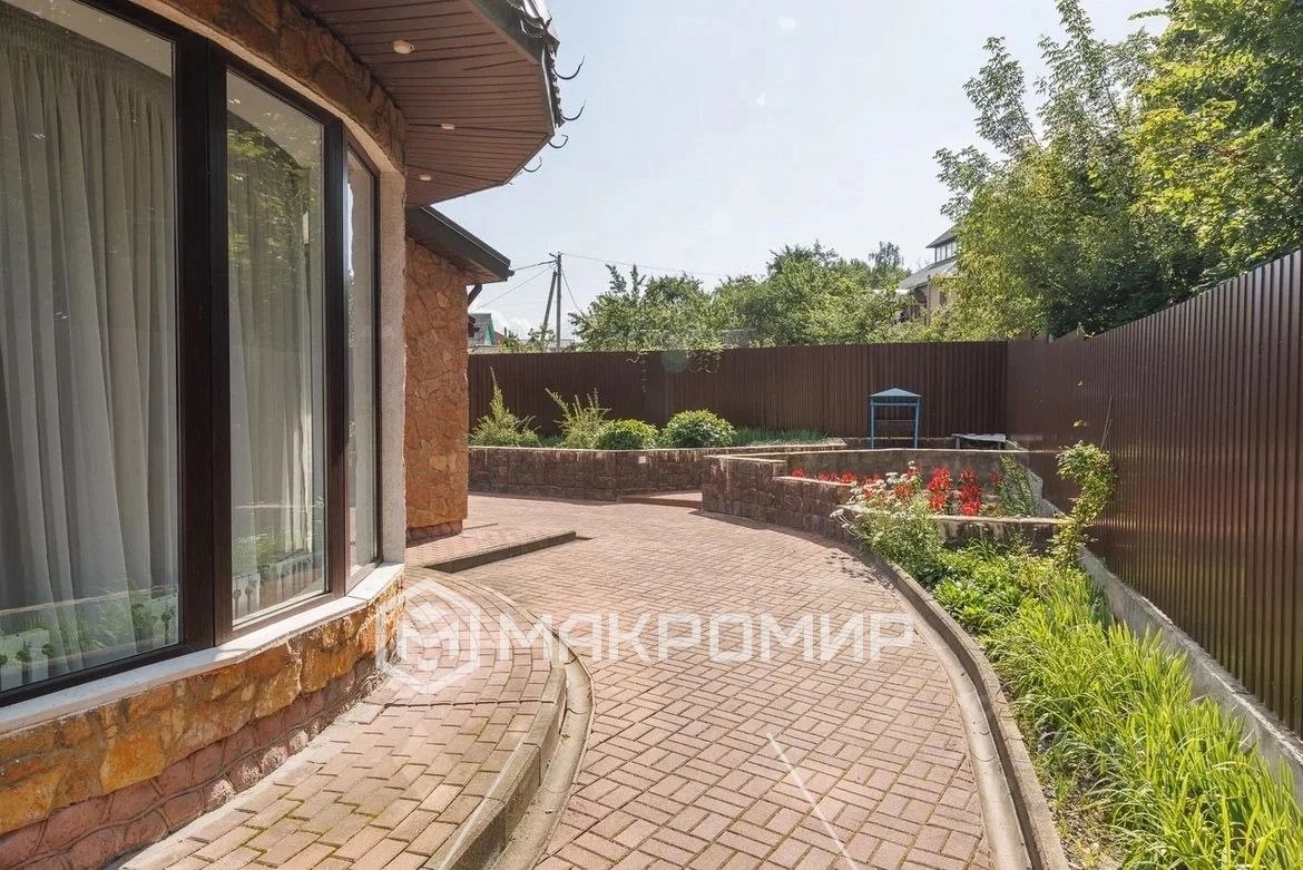 Дом, 167.9 м², 11.25 соток