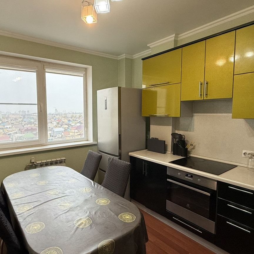 3-комн., 81 м², 8/12 этаж