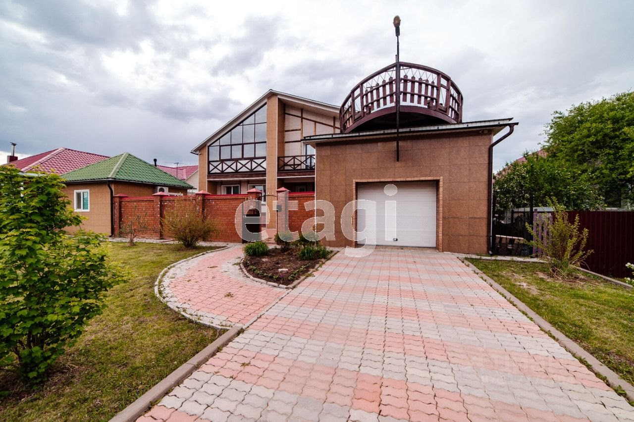 Дом, 436.5 м², 19.8 соток