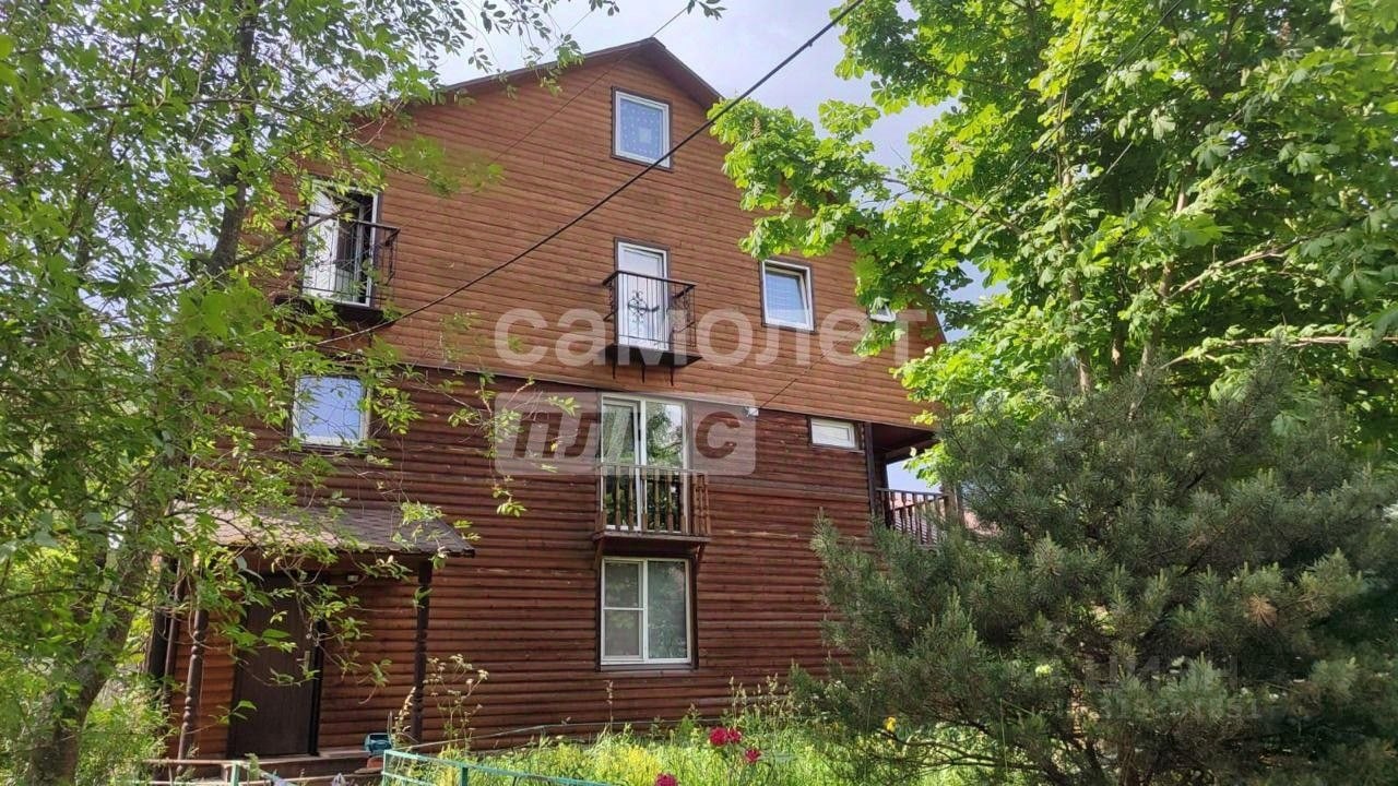 Дом, 292 м², 13 соток