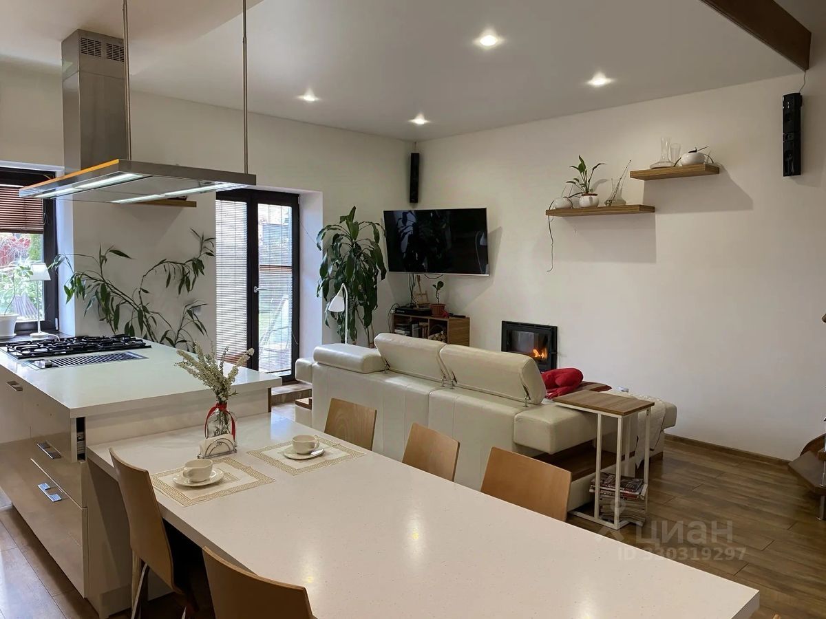 3 этажный, Таунхаус, 206.4 м², 3 сотки, 3 этажа