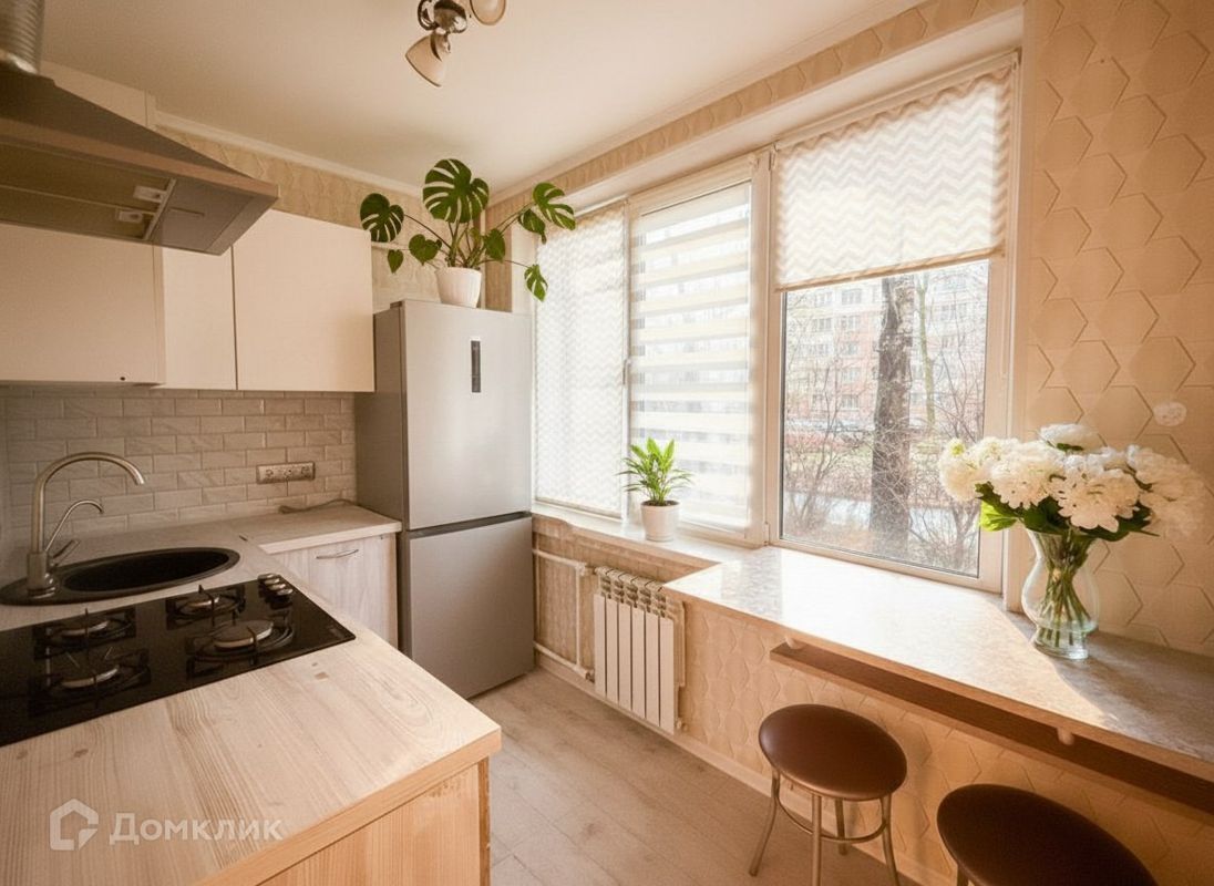 2-комн., 44 м², 1/9 этаж