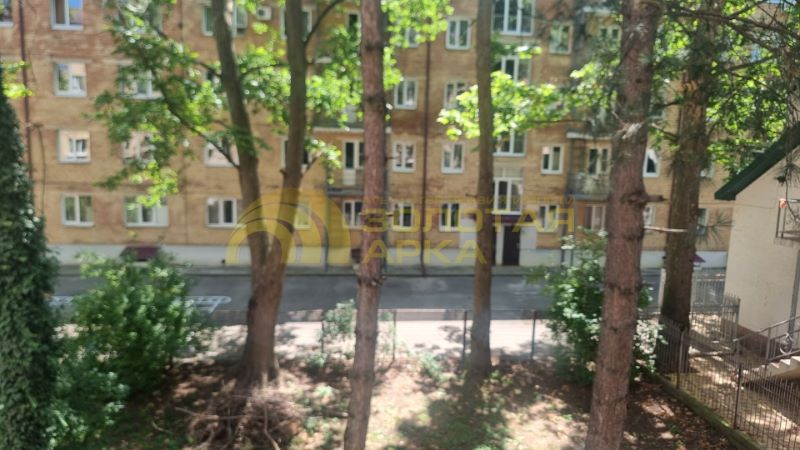 42 м², 2/5 этаж, 6-комн.