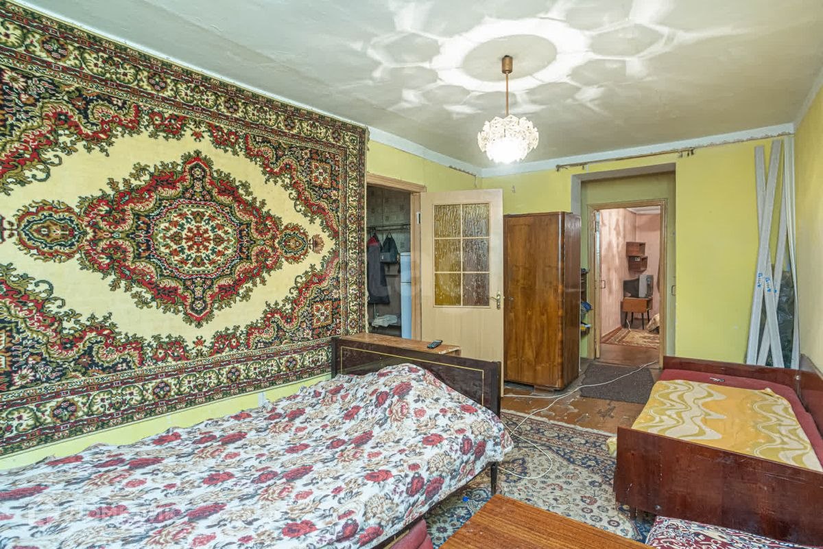 2-комн., 42.3 м², 1/5 этаж