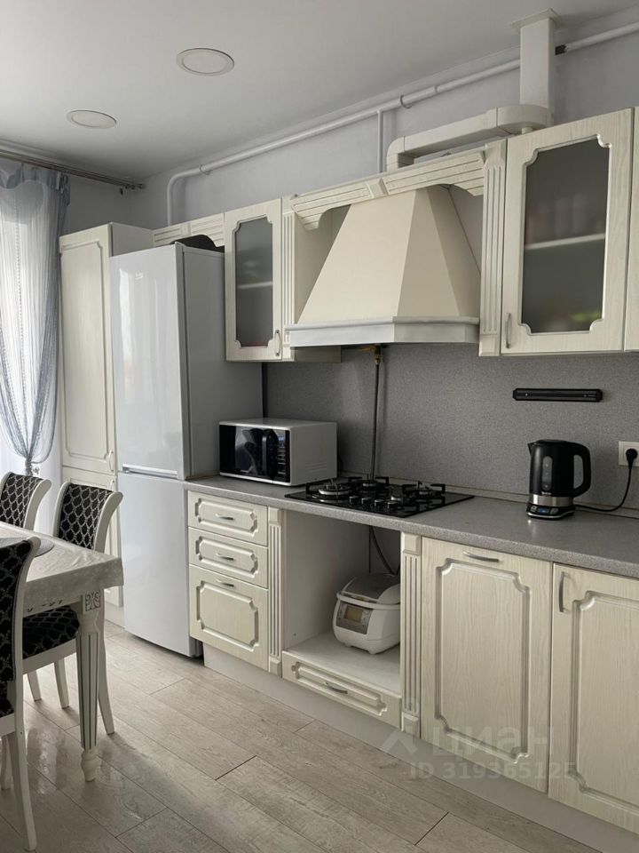 2-комн., 64 м², 10/10 этаж