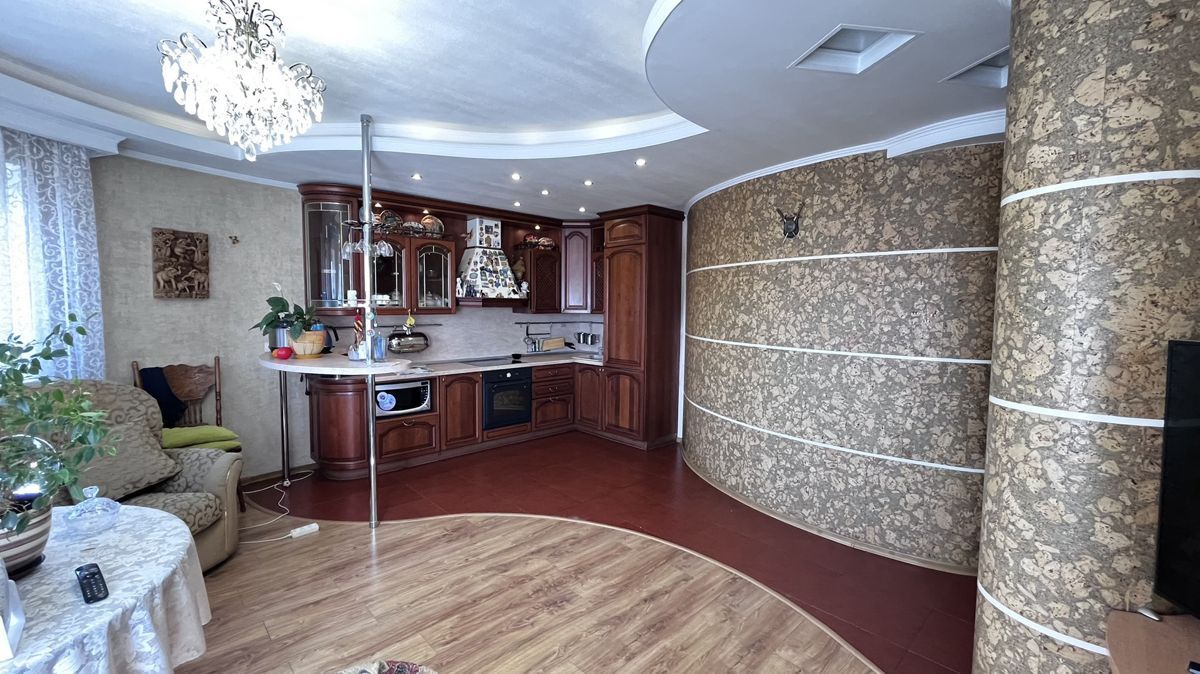 3-комн., 155.1 м², 9/10 этаж