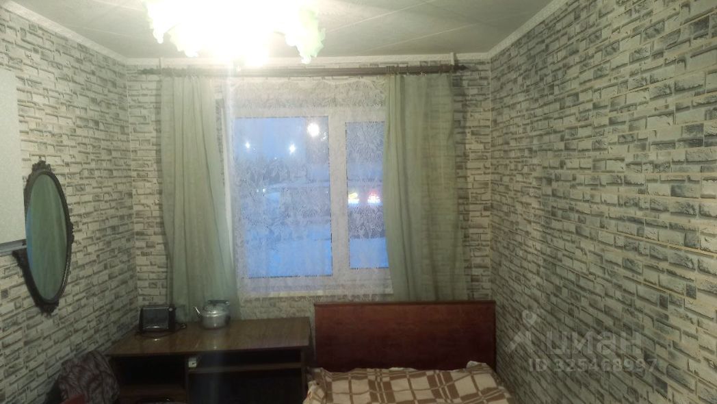 60 м², 1/6 этаж, 3-комн.