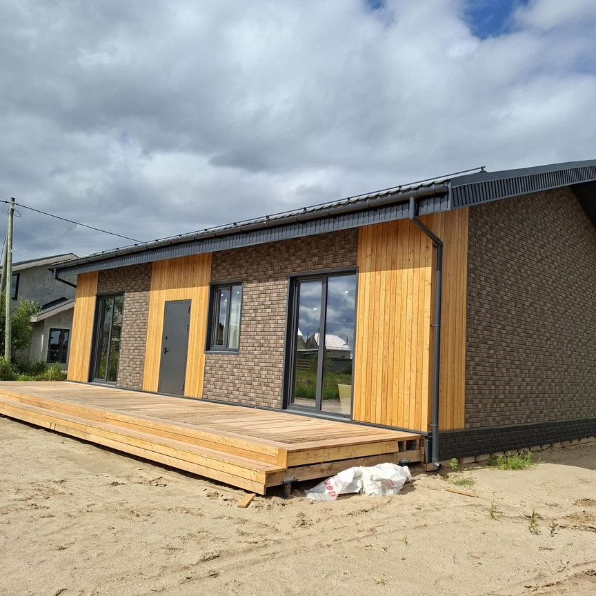  дом, 107 м², 7.7 соток