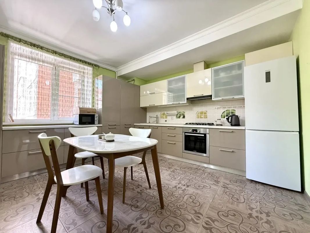 3-комн., 115.5 м², 7/10 этаж