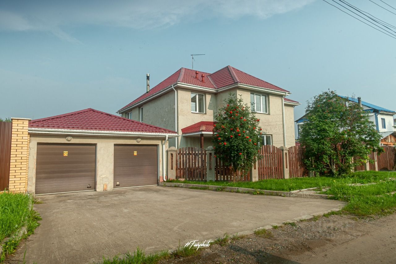 Коттедж, 370 м2