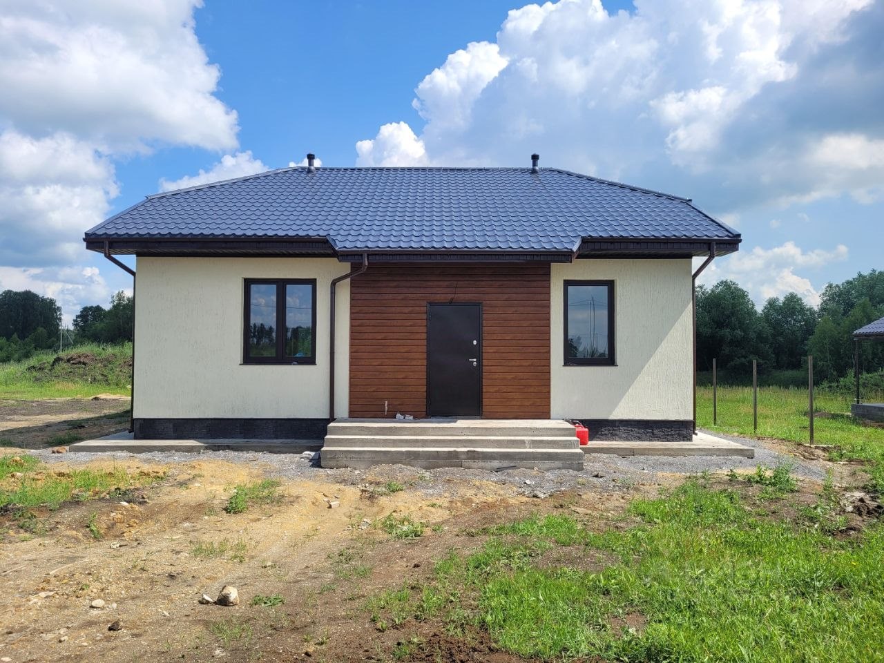 Дом, 97.7 м², 10 соток