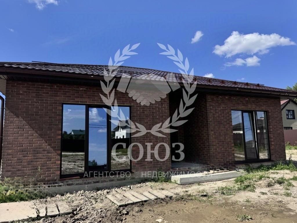 Дом, 95.6 м², 10.4 соток