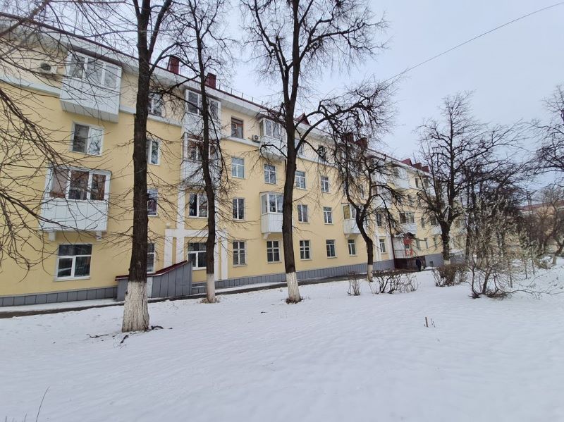 2-комн., 57 м², 1/4 этаж