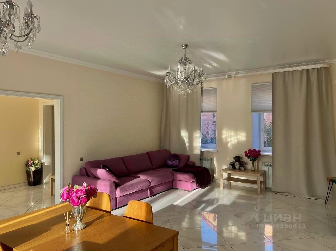 Таунхаус, 242 м², 2.5 сотки