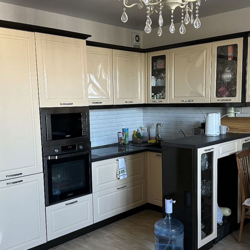 2-комн., 65 м², 11/16 этаж