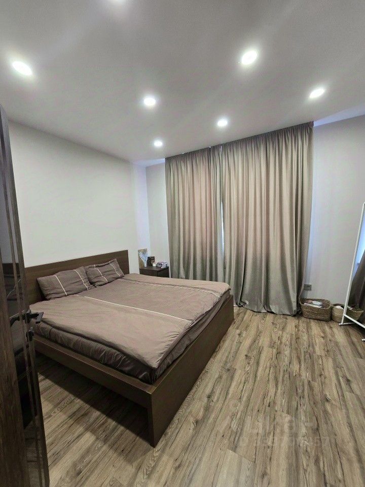 2 этажный, Таунхаус, 200 м², 4 сотки, 2 этажа