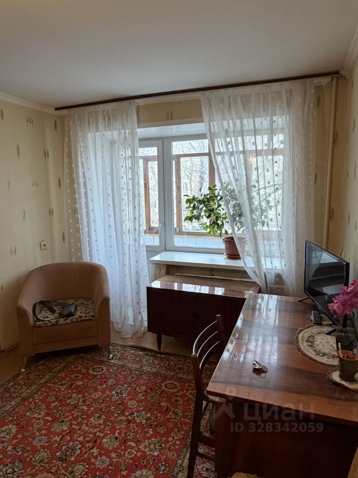 2-комн. квартира, 44 м², 2/5 этаж