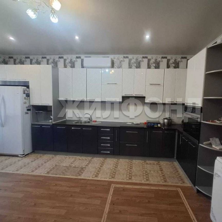 Дом, 97.2 м², 8 соток