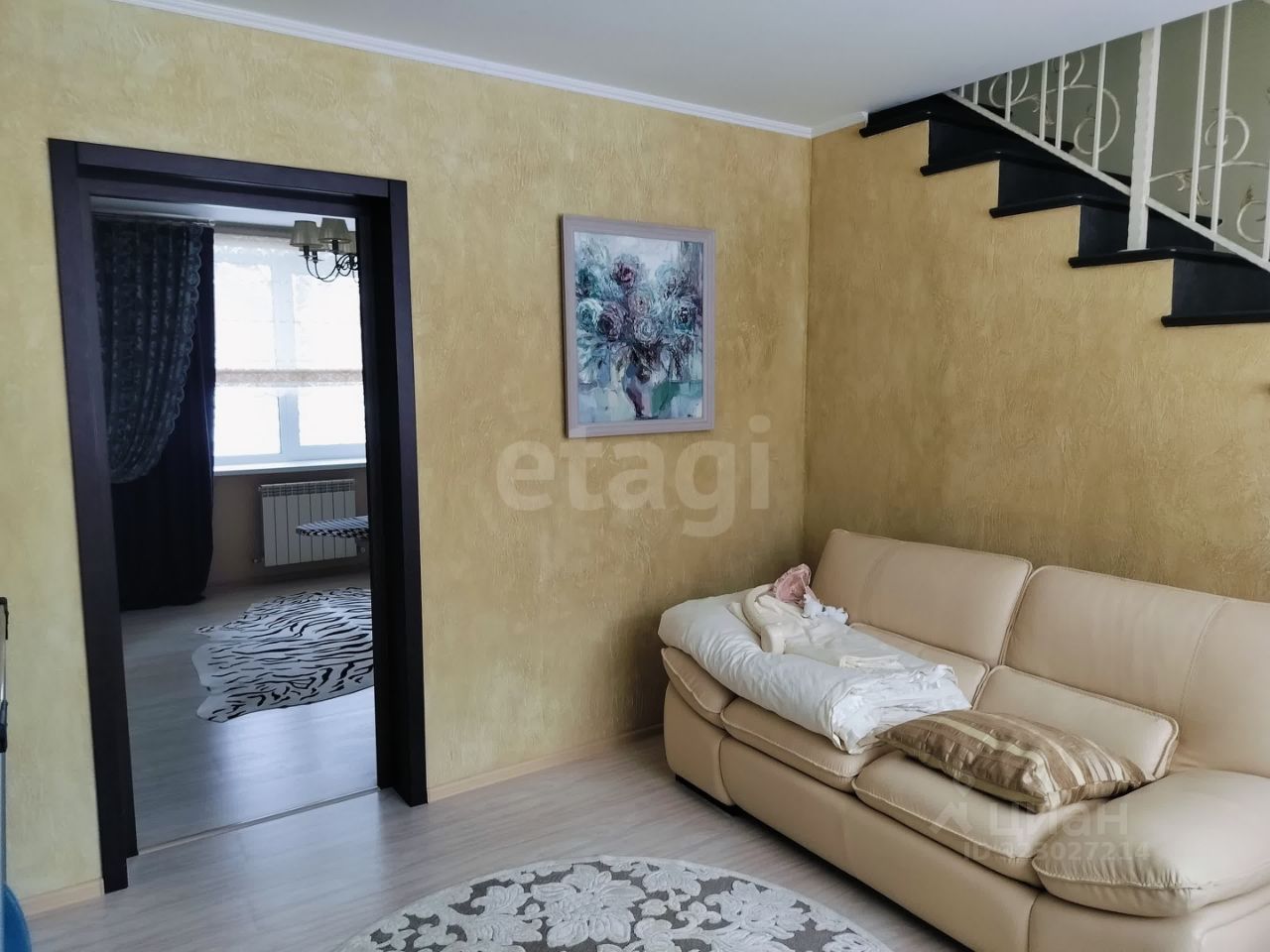 3 этажный, Таунхаус, 242.4 м², 8 соток, 3 этажа