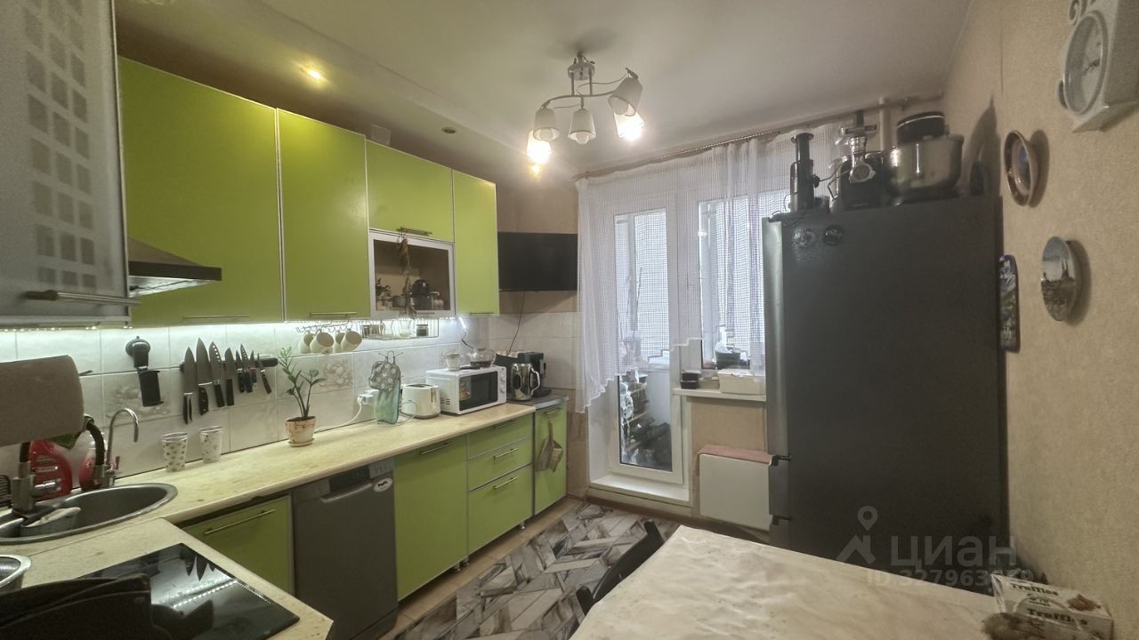 3-комн., 81 м², 2/7 этаж