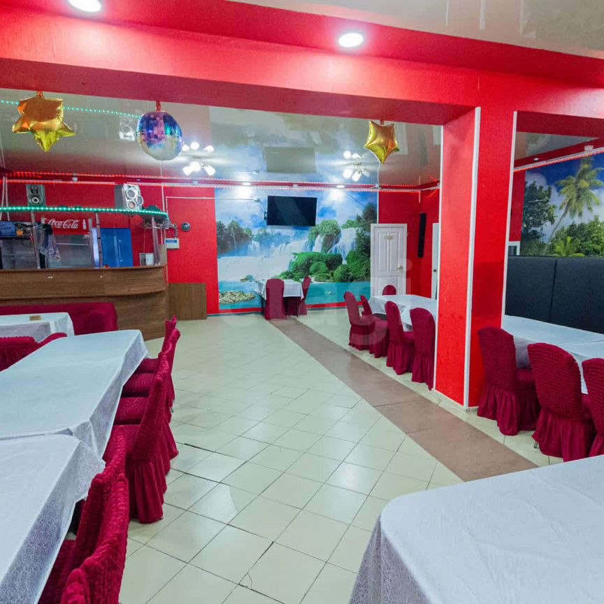  дом, 581.7 м², 7 соток