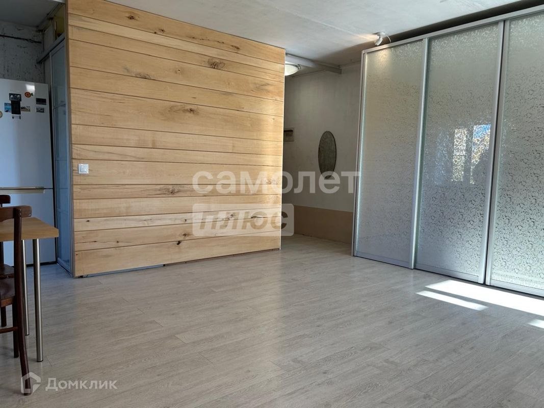 Студия, 40 м², 5/5 этаж