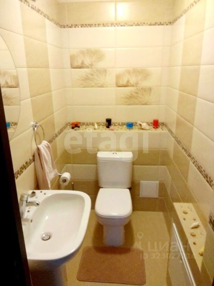 3 этажный, Таунхаус, 242.4 м², 8 соток, 3 этажа