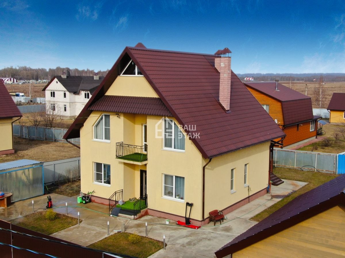 Дом, 160 м², 12 соток